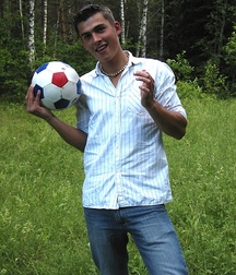 TIM plays for PSG ?