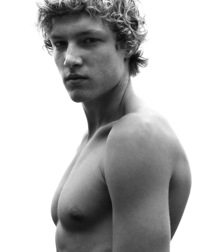 I would lick them 57cb296f17860.jpg