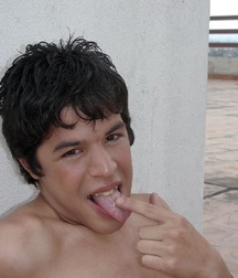 He now has 37. ! 57cf2a43beb3b.jpg