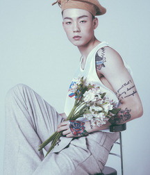 Boys in Flowers 5843281b83e20.jpg