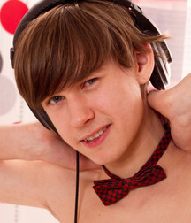 Effects of Music on Wyatt 598f5e9c5b25d.jpg