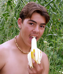 Faces and pleasures 5b33fcb43b32c.jpg