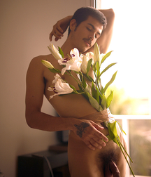 A bit of romance 5b3a82a283fca.jpg