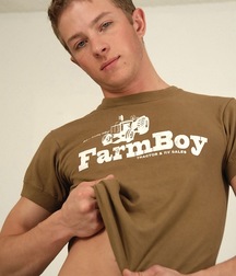 Farmboy for rent 5b71d3460e7dd.jpg