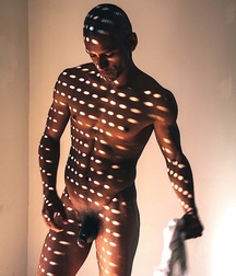 How BEAUTIFUL are MEN ! 5bc78e7a76985.jpg