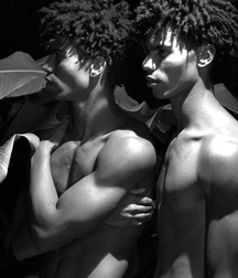 Beauty don't need color 5c11633a61e78.jpg