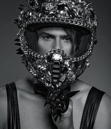 Dressed in such a small thing 5c12adc747625.jpg