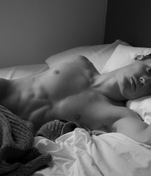 It's so hot in here ! 5c4f659d6f410.jpg
