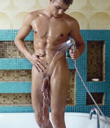 Plays and shower 5c5207fa16a26.jpg