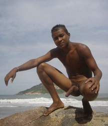 At the seaside 5c5b4ae21f143.jpg