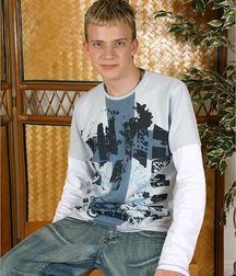 Young midwestern 5cc4a8f0e8c90.jpg