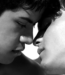 A bit of romance 5d5306ba9cfd9.jpg
