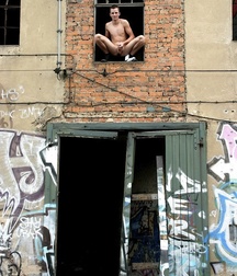 Today in the ruins 5d5fef8c3fdb0.jpg