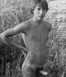 My uncle's pals 5d6539e3e0caa.jpg