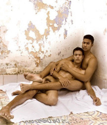 That men are beautiful! 5d9c97aaeec22.jpg