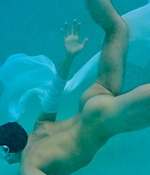 So much water! 5dbb21e25e985.jpg