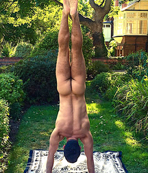 Contemporary art 5df7849364141.jpg