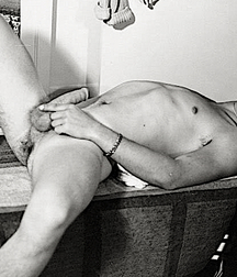 Mores of the past - classic black and white gay porn 5e288e9ad0cf7.jpg