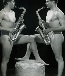 Music lovers 5e31853ca7d48.jpg