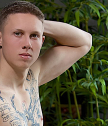Recognized by the colonel twinks gay porn boys 5ece9aa622f79.jpg