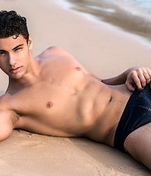 Gay tube summer in Capri boys 5f60cda03bea8.jpg