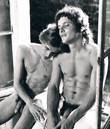 French Traditions Gay Tube 5f91b1e87a0e8.jpg