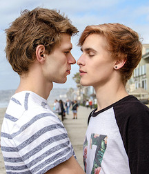 Boys Porn Blend into each other 602678fa77ed8.jpg