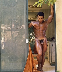 Self Service Gay Porn Tube 609e678b98fc6.jpg