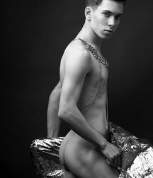 Real artists gayboystube 60aaa5985f018.jpg