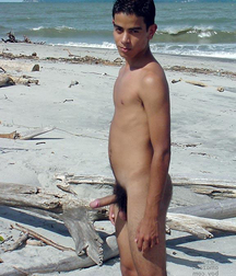Boys Porn In the flow of the waves 60bcbc3958e65.jpg