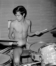 Eternal music gay porn 60c8fc55bd9a2.jpg