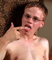 Gay Porn Histories Braves 60cb34b58c040.jpg