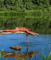 Gay Porn Holidays: He's far away 6113bd6715acf.jpg