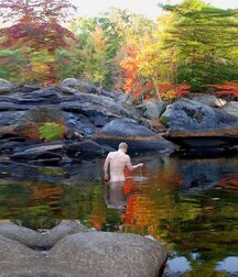 Gay Porn Holidays: He's far away 6113bd6eee87e.jpg