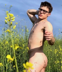 Small pets around Squiltown Gay Porn 615f4feccfbe5.jpg