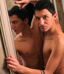 Join me in the shower gay porn 6161e2eecd8bc.jpg