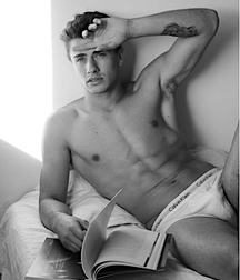 Gay Porn Let me read !  61769a1f548c7.jpg