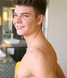 Ethan discover his beauty gay porn 617d949e369b4.jpg