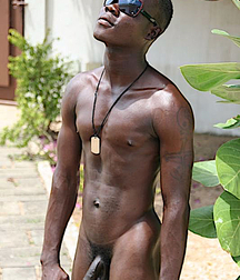 Gay Porn Beauty and his Buddies 61c5d10615888.jpg