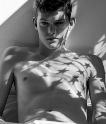 Light and Shade twink gay porn 61fd805694175.jpg