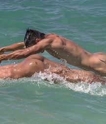 Which beach this summer heat water twink tube 6227c59ec7440.jpg