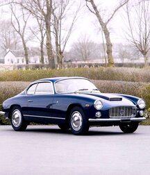 Pretty Curves Selected Gay Art Porn 62accf33dfa4c.jpg