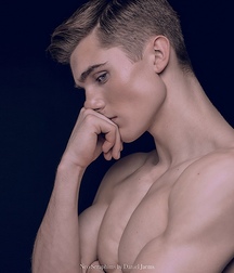 Squiltonian Snapshots Hard Men Gay Porn 62d9c18cb095b.jpg