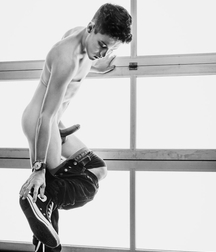 Shadows and Beauties Twink Nude Art Porn 62dad37429e2b.jpg