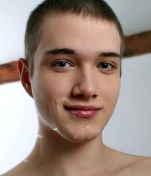 Twinks Gay Porn Everything is beautiful in Man 62e1913c206e0.jpg