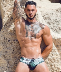 Guy Twink Tube Need to Freshen up 62e99e655cb11.jpg
