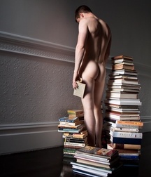 Reading in all eras gay porn tube 62ee57e2ce8d5.jpg