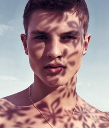 Light and Shade Twink Tube Guys 62f54ff3a1b21.jpg