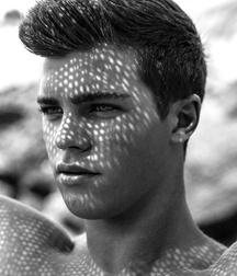 Light and Shade Twink Tube Guys 62f54ffca1b94.jpg