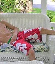 G-RATED GUYS 58e50db5b0d43.jpg